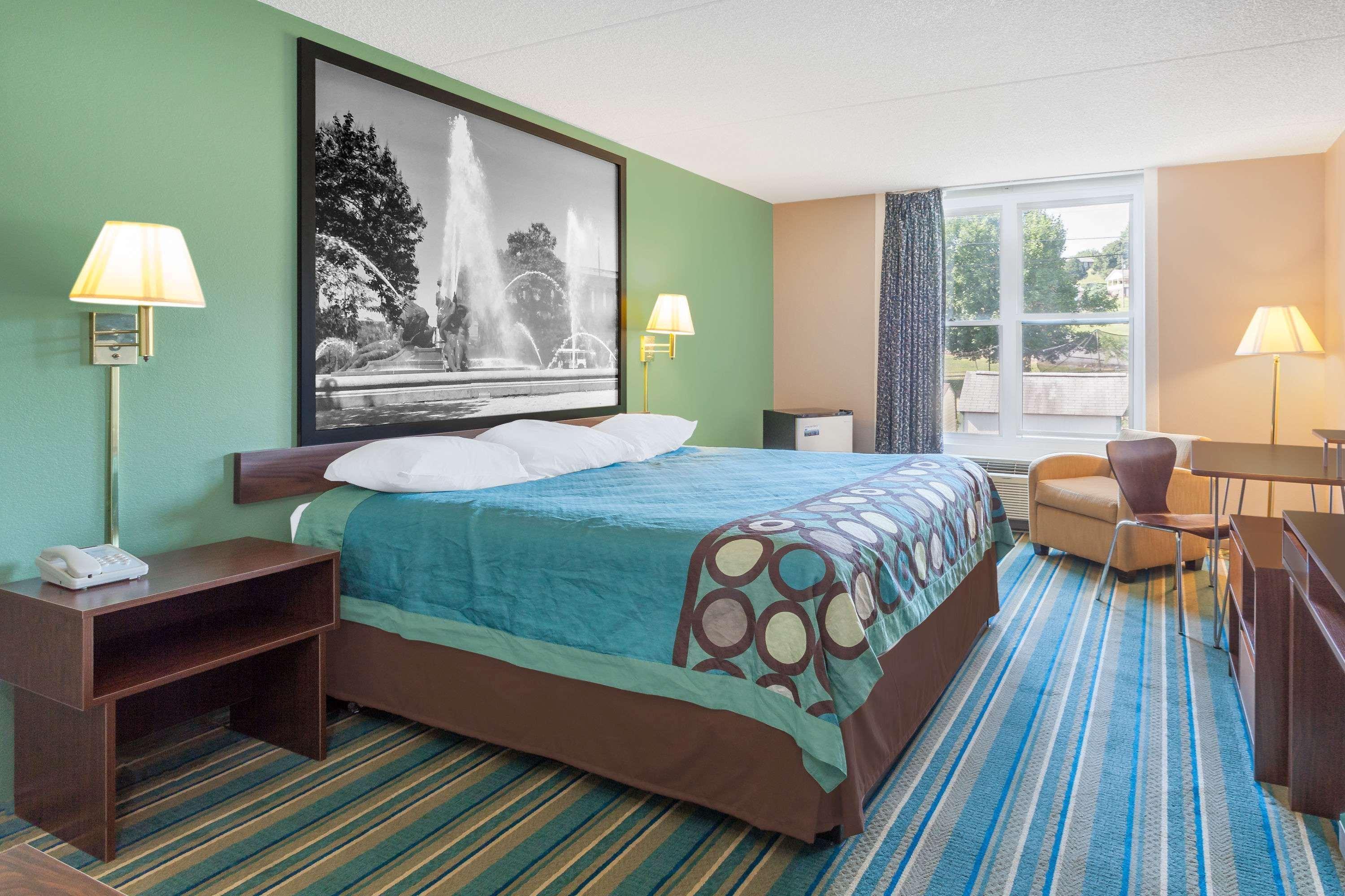 Super 8 By Wyndham Harrisburg Hershey West Exteriör bild